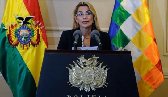 Les États-Unis reconnaissent Jeanine Añez comme présidente par intérim de la Bolivie