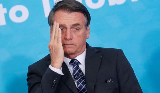 Brésil: Bolsonaro dit qu’il ne parlera plus à la presse