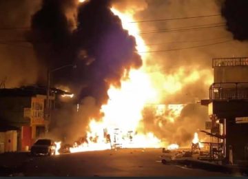 Crise du carburant: Les salauds ont mis le feu dans la ville du Cap !