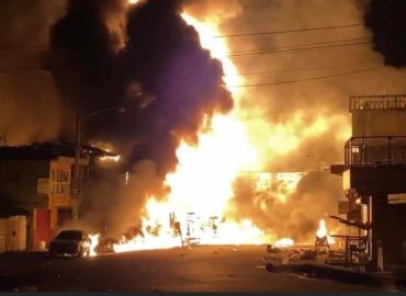 Crise du carburant: Les salauds ont mis le feu dans la ville du Cap !