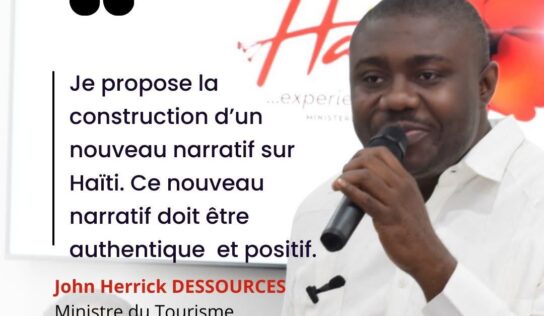 Quand le ministre expérimente le tourisme de catastrophe. 