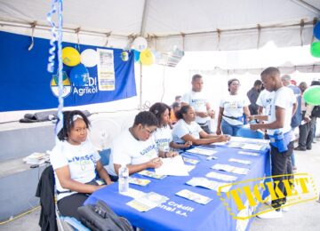 Livresenfolie : quand la culture résiste, les politiques paradent.