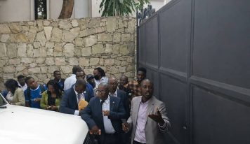 La nation des signatures!